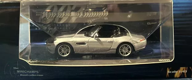 Minichamps Bmw Z8 007 James Bond The World Is Not Enough 1:43 436028730