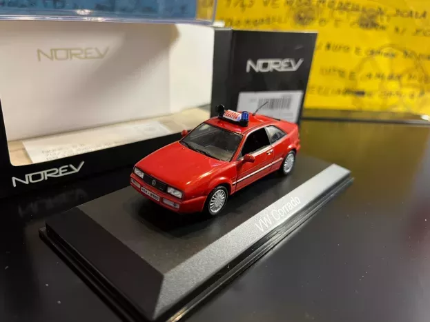 Norev Volkswagen Corrado G60 Notarzt Ambulance 1:43 840091