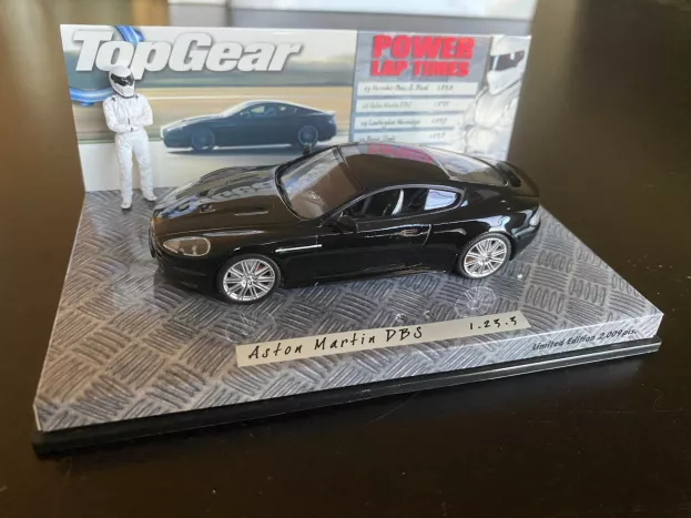 Minichamps Aston Martin Dbs Top Gear With Figures 1:43 519431376