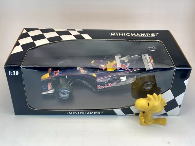 Minichamps Red Bull F1 Rb1 Cosworth Red Bull Racing N 15 Season 2005 Vitantonio Liuzzi 1:18 100050115