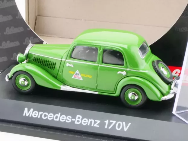Schuco Mercedes 170v Fendt Schlepper 1936 1:43 2368