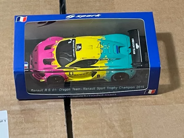 Spark Renault Rs01 Team Oregon N 8 Winner Renault Sport Trophy 2015 D.fumanelli D.capitanio 1:43 SF102