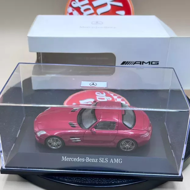 Schuco Mercedes Sls Coupe 6.3 Amg 2009 c197 1:43 B66960025