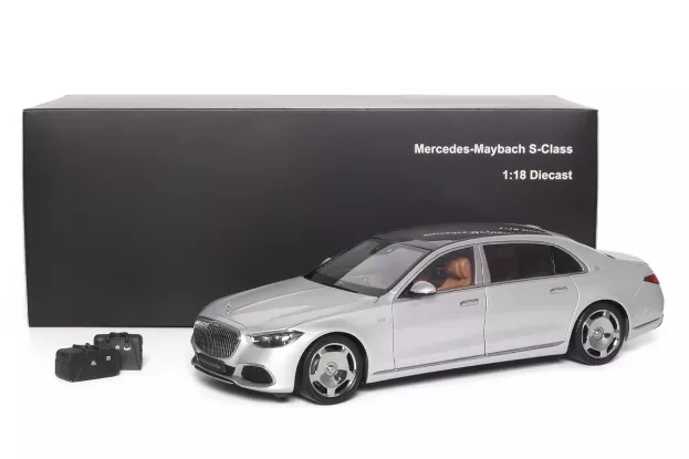 Almost Real Mercedes S-class S600 V12 Biturbo Maybach 2021 1:18 ALM820118