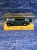 Vinage SOLIDO 1937 Packard Super Eight No 4037 Blue Diecast Car in 1:43 Scale