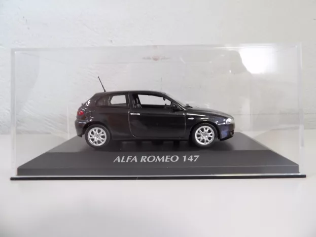 Minichamps Audi A4 Avant Sw Station Wagon 1995 1:43 940015011