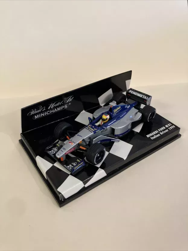 Minichamps Minardi F1 M01 Ford Fondmetal N 20 Season 1999 Luca Badoer 1:43 430990020