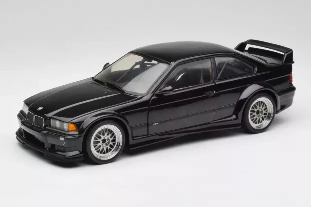 UT Models Bmw 3-series M3 Gtr e36 1:18 20481