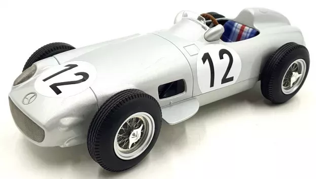 Werk83 Mercedes F1 W196 N 12 Winner British Gp 1955 Stirling Moss 1:18 W1801802