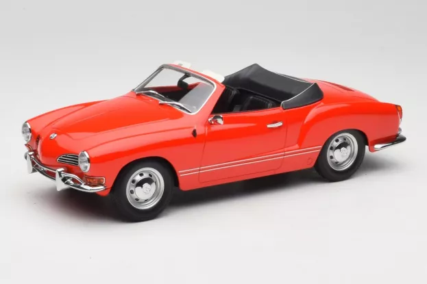 Minichamps Volkswagen Karmann Ghia Cabriolet 1970 1:18 155054030