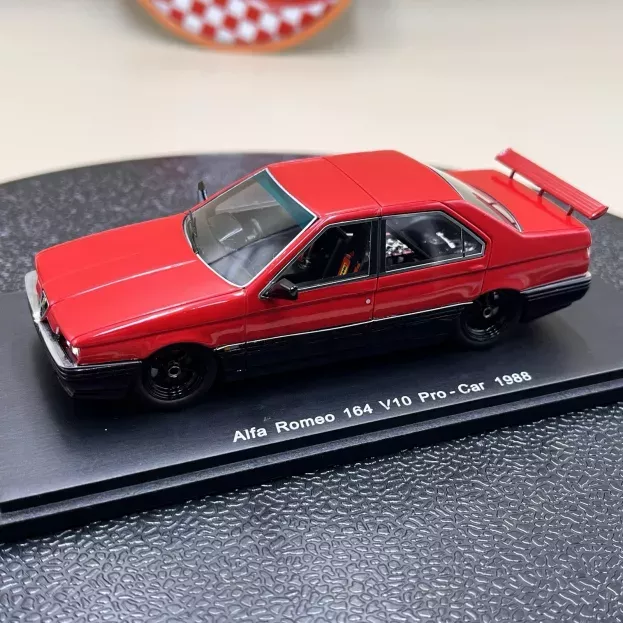 Spark Alfa Romeo 164 V10 Pro-car 1988 1:43 S0608