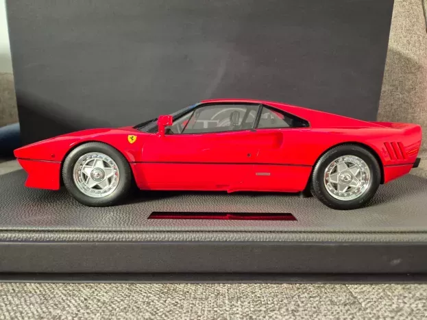 Top Marques Ferrari 288 Gto 1984 1:12 TM12-31A