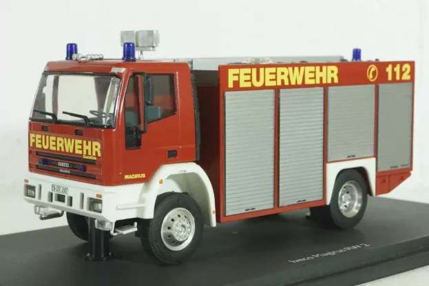 Schuco Iveco Magirus Truck Rw2 With Boat Con Gommone Fire Engine 1:43 07132