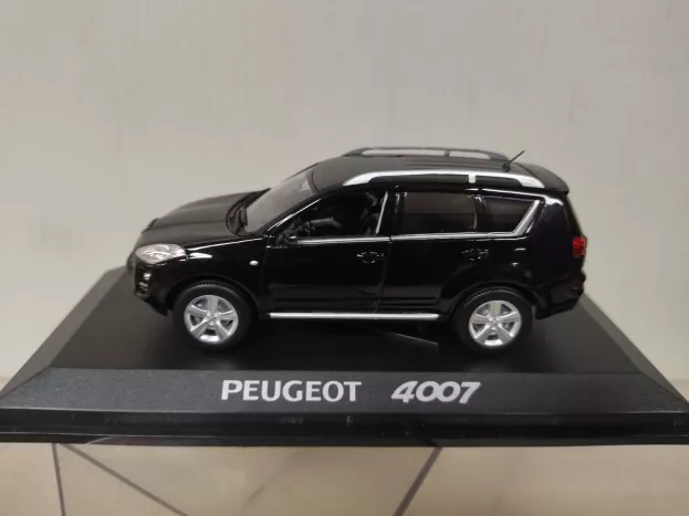 Norev Peugeot 4007 2007 1:43 474070