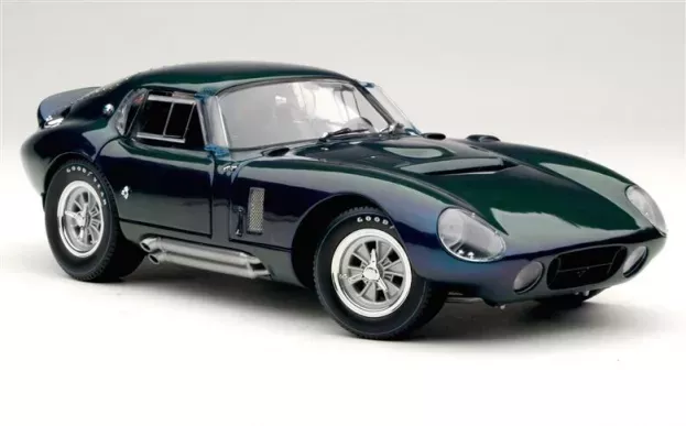 Exoto Cobra Daytona In Standox Daytona Paradise 1964 1:18 PRM00010