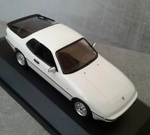 Minichamps Porsche 924 1984 1:43 400062120