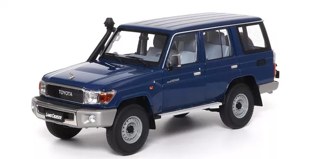 Almost Real Toyota Land Cruiser Grj76 2017 1:18 ALM870101