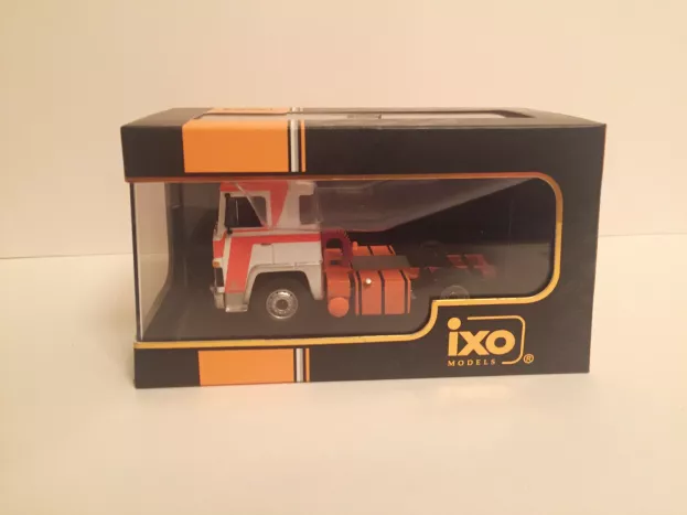 IXO Models Scania 141 Lbt Tractor Truck 2-assi 1976 1:43 TR032