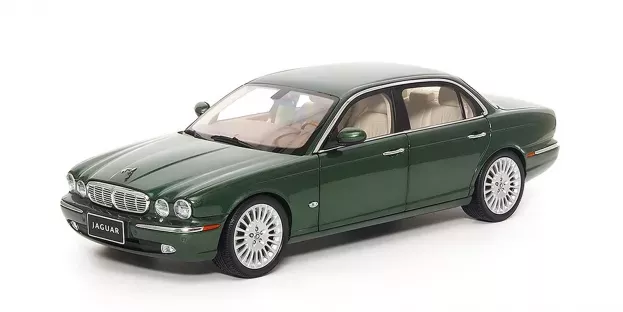 Almost Real Jaguar Xj6 x350 2003 1:18 ALM810502