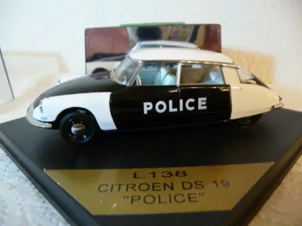 Vitesse Citroen Ds19 Police 1956 1:43 L138