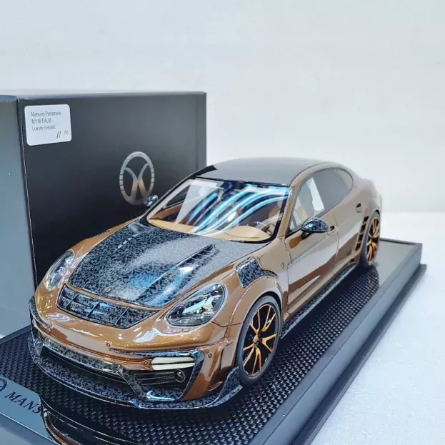 Motorhelix Porsche Panamera Mansory 2019 1:18 MY18-PALM