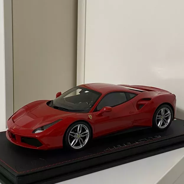 BBR Ferrari 488 Gtb 2015 1:18 P18106V