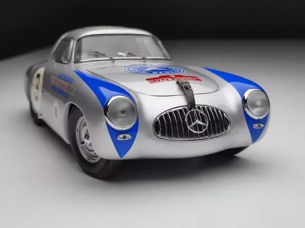 CMC Mercedes 300 SL W194 3 Panamericana 1952 1:18 M-058