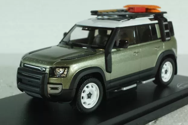 Almost Real Land Rover New Defender 110 2020 1:43 ALM410804