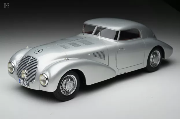 BoS Models Mercedes 540k Stromlinienwagen Coupe 1938 1:18 BOS387
