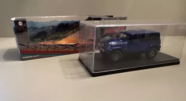 Greenlight Jeep Wrangler Unlimited Freedom Edition 2013 1:43 86185
