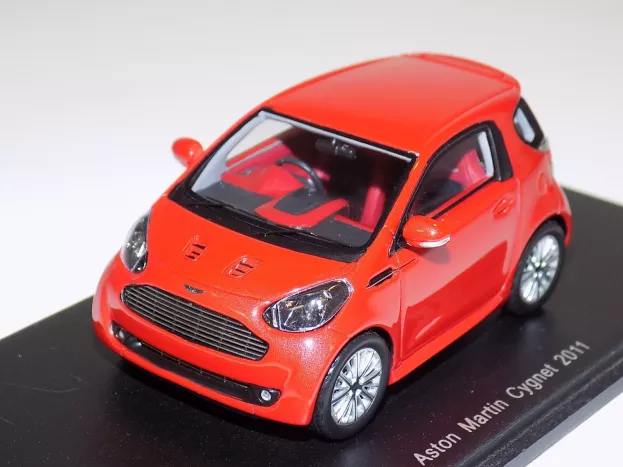 Spark Aston Martin Cygnet 2-door 2010 1:43 S2163