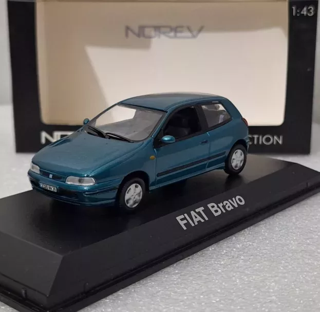 Norev Fiat Bravo 1995 1:43 771102