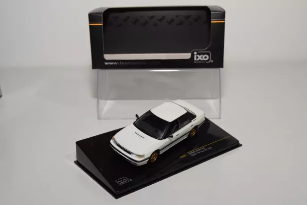 IXO Models Subaru Legacy 2.0 Turbo Rs Type Ra 1989 1:43 CLC227