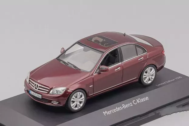Schuco Mercedes C-class w204 2007 1:43 04931