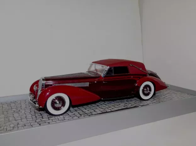 Minichamps Delage D8-120 Cabriolet 1939 1:18 107115130