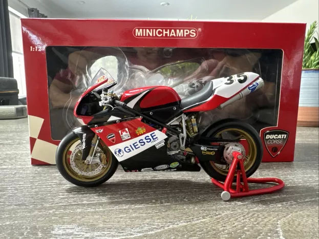 Minichamps Ducati 998rs N 35 Superbike 2003 N.russo 1:12 122031235
