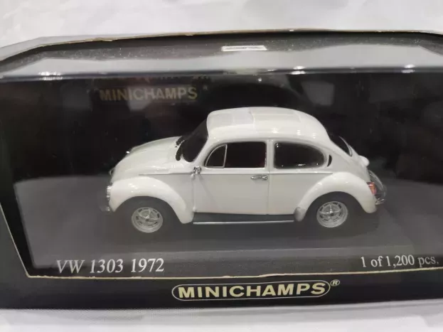 Minichamps Volkswagen Beetle 1303 1972 1:43 430055110