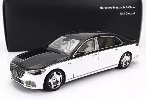 Almost Real Mercedes S-class S600 V12 Biturbo Maybach 2021 1:18 ALM820121