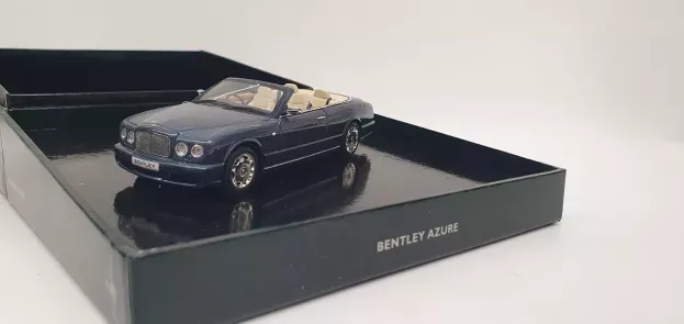 Minichamps Bentley Azure Cabriolet Open 2006 1:43 BL469