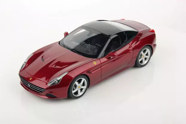 MR Models Ferrari California T Spider Closed Roof 2014 1:18 FE011A