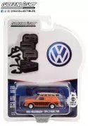 Greenlight 1/64 Club VDub S 16 1963 Volkswagen Type 3 Woody w/ Surf Board 36070A