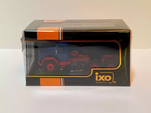 IXO Models Magirus Deutz Jupiter 6x6 Tractor Truck 3-assi 1964 1:43 TR054