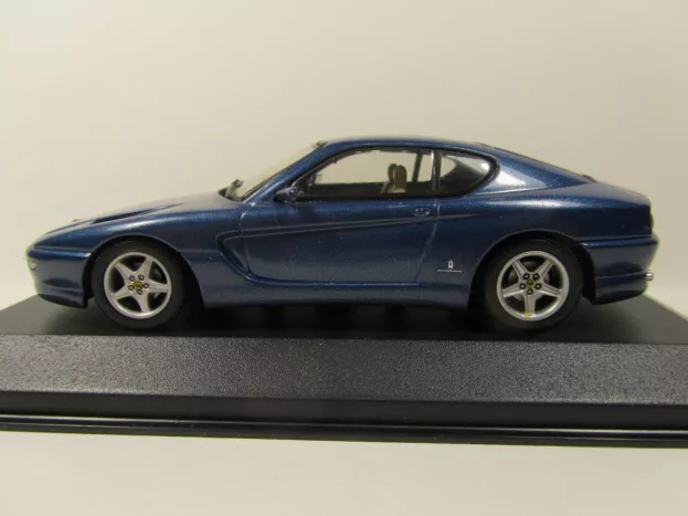 Minichamps Ferrari 456gt 1992 1:43 MIN072402
