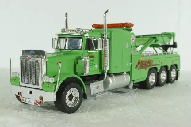 IXO Models Peterbilt 359 Truck 4-assi 1976 Carro Attrezzi Wrecker Road Service 1:43 TTR031.22