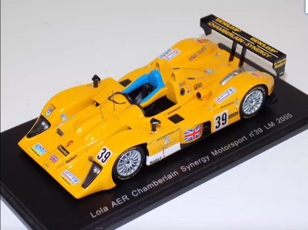 Spark Lola Aer Chamberlain Synergy Motorsport N 39 Le Mans 2005 1:43 S0034