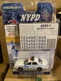 2011 FORD CROWN VICTORIA POLICE NYPD W/DECALS 1/64 DIECAST BY GREENLIGHT 42771
