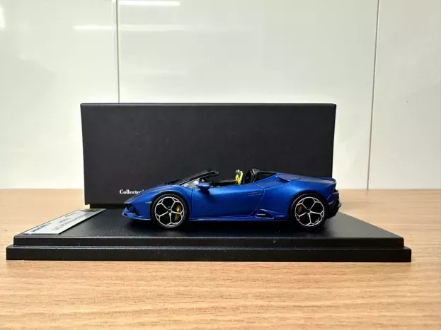 Looksmart Lamborghini Huracan Evo Spider 2018 1:43 LS502D