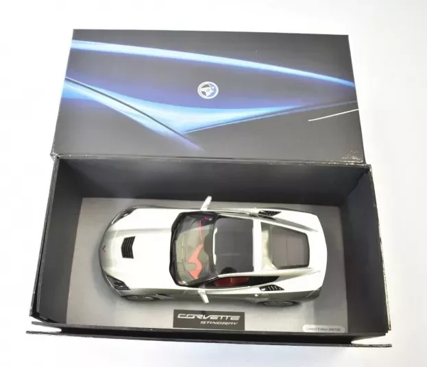 BBR Chevrolet Corvette C7 Stingray Coupe 2014 1:18 BLM1812B