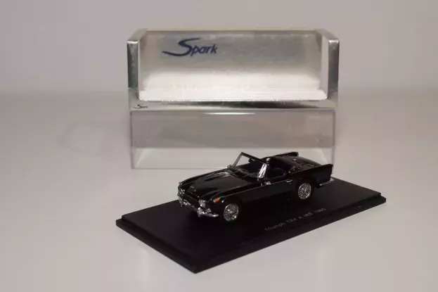 Spark Triumph Tr4 A Irs Spider 1965 1:43 S0511