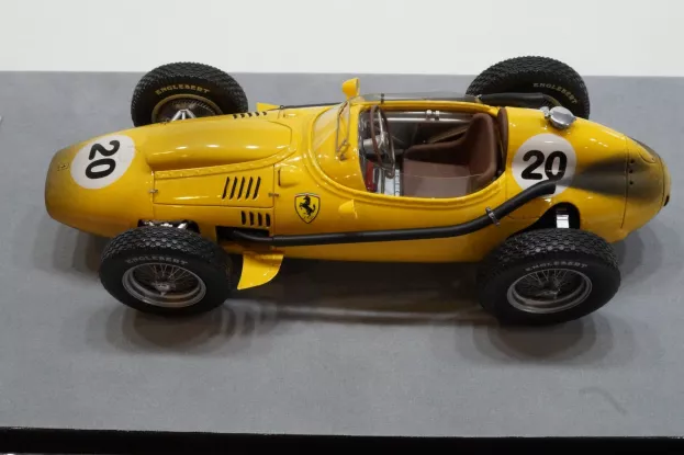 Tecnomodel Ferrari F1 Dino 246 Team Ecurie Francorchamps N 20 Belgium Gp End Race Version 1958 O.gendebien 1:18 TM18-153D